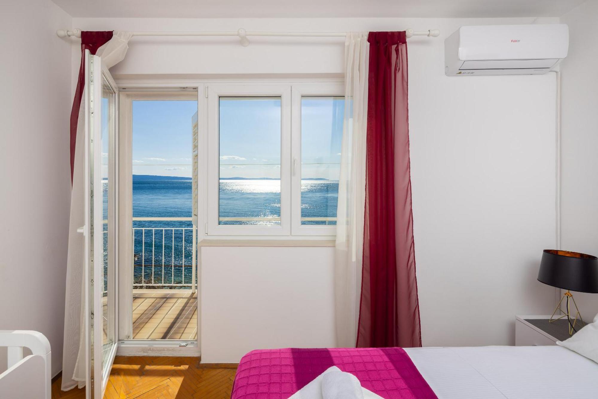 Seaside Apartment Blue Dugi Rat Exterior foto